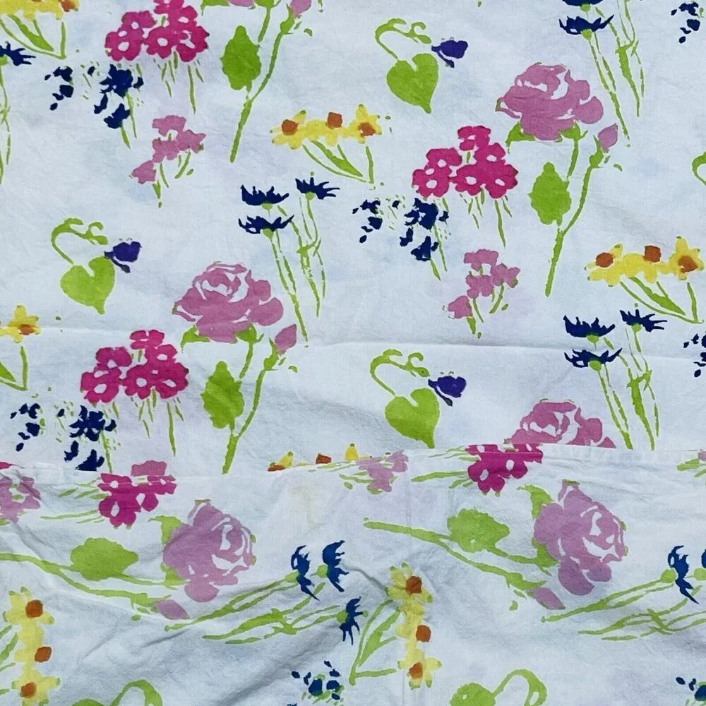 Pomegranate Inc Hand Blocks Tablecloth and 4 Napkins Floral Cotton 58 X 88 Inch‎